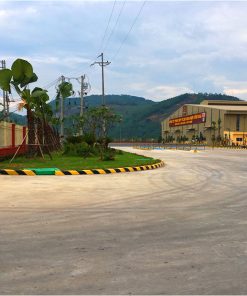 Thi công cảnh quan nhà máy 6 THI CONG TRONG CAY NHA MAY 13